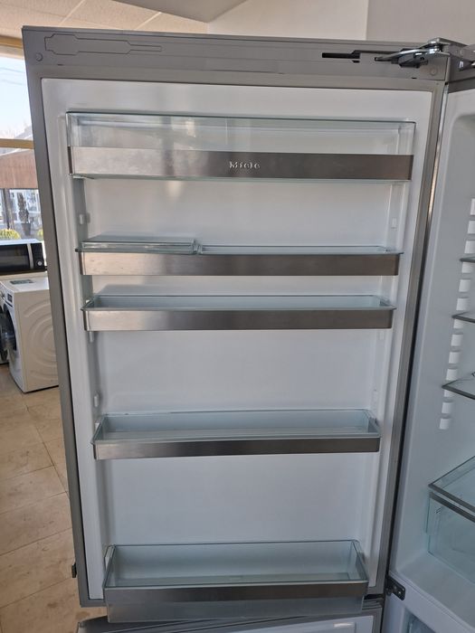 Хладилник с фризер Miele