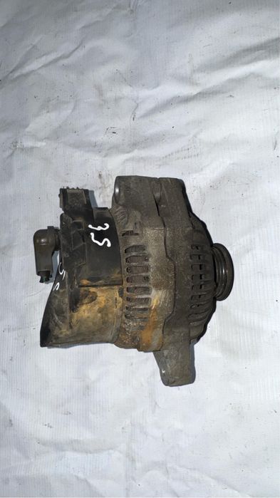 Привозной генератор Toyota Carina