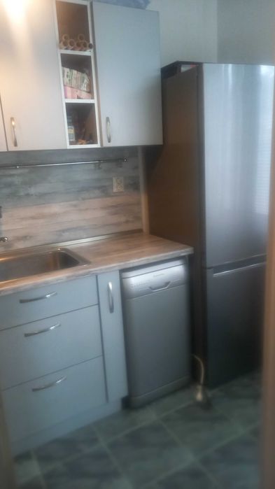 Дава се под наем Тристаен апартамент в Пловдив, Каменица 1 - 100 кв.м за 488.58 € - Снимка #3