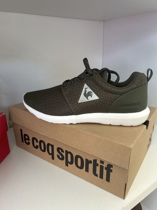 Adidasi Sport in regim En Gross