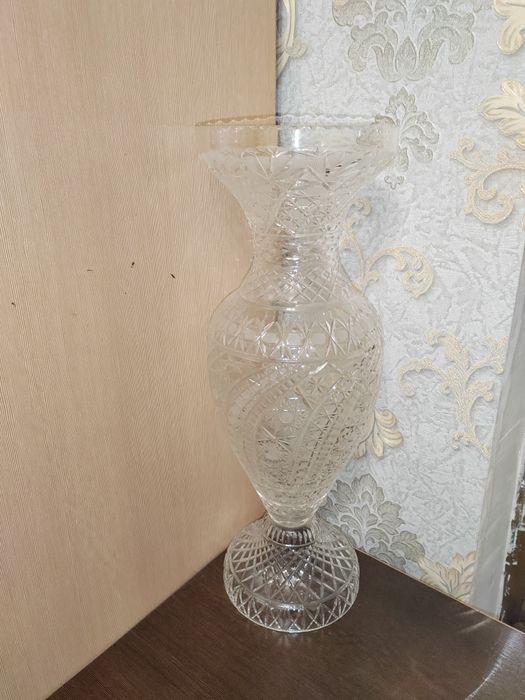 Продам Вазу Хрусталь 53 см