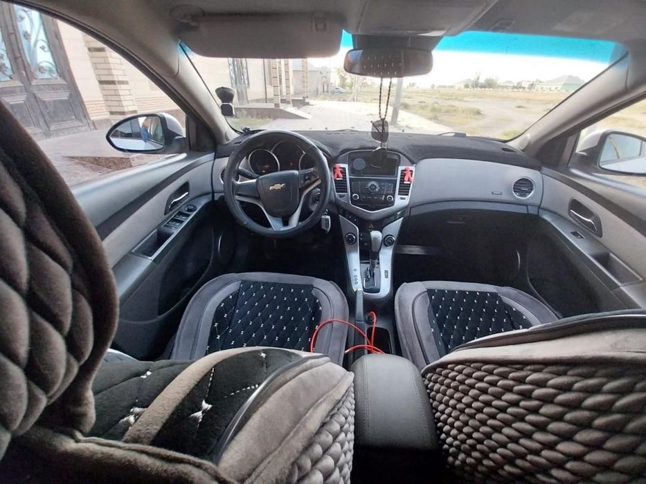 Шевралет Круз 1.8 автомат