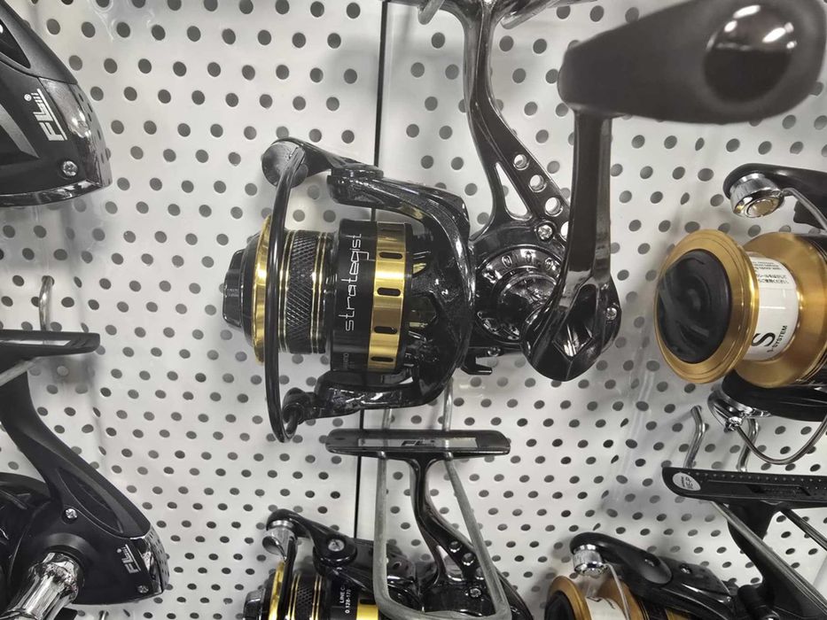 Макара FL Strategist S