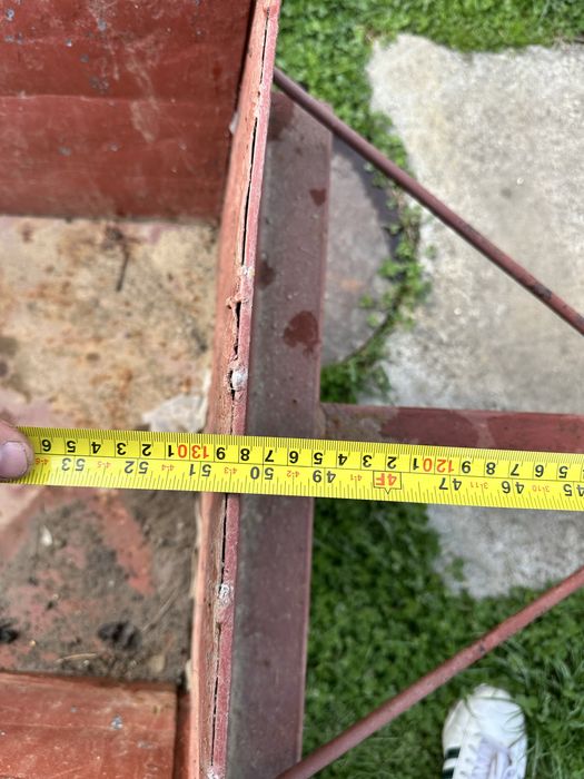 Carut din fier pentru curte