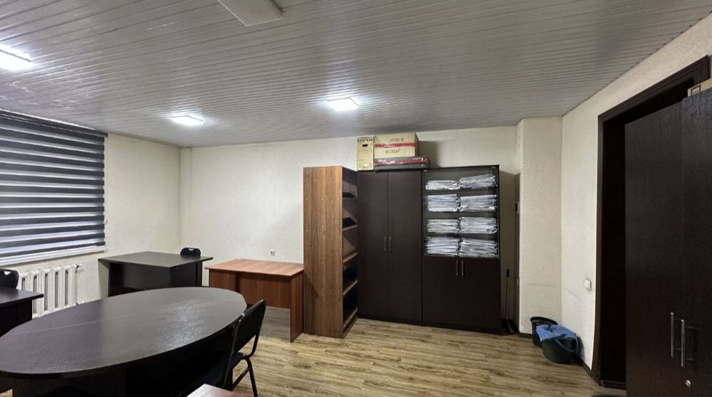 А.Новои .Урда сдаётся офис 28м2.300 у.е с доступом 24/7 с мебелью!