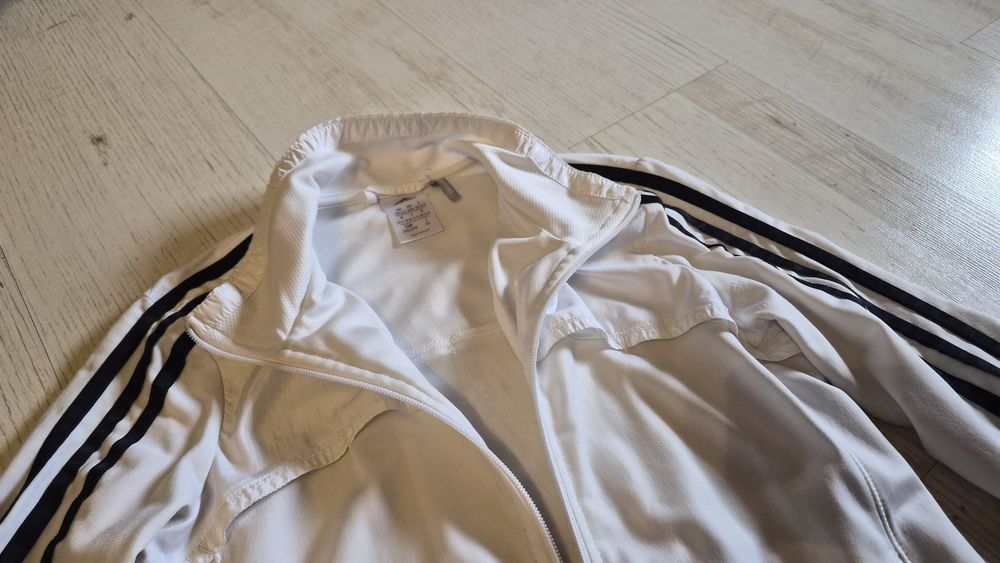 Горница Adidas комбинирана шушляк и текстил