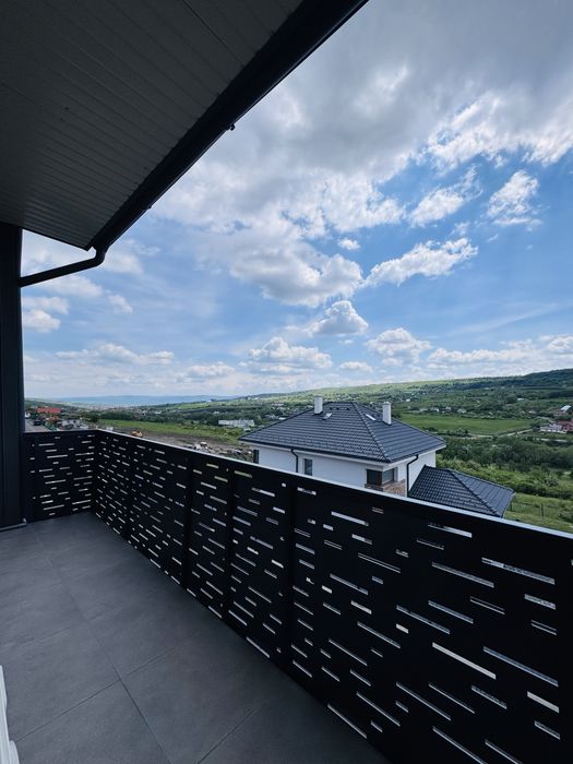 Apartament 3 camere de vânzare | 59 mp + balcon 9 mp + parcare + boxă de depozitare