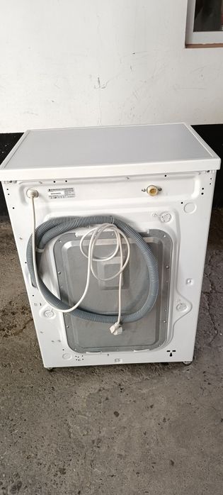 Стиральная машина LG 5 ,кг