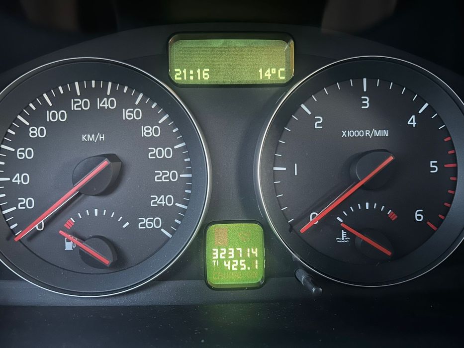 Volvo V50- 2.0 D  An 2010