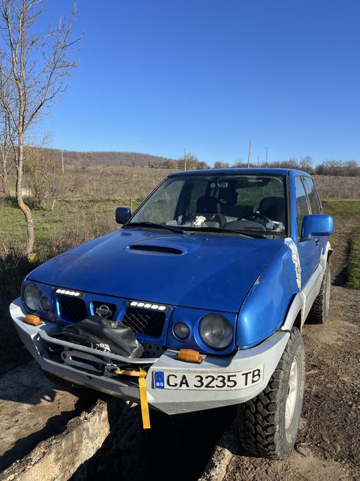 Nissan Terrano II (R20) 2.4 4WD
