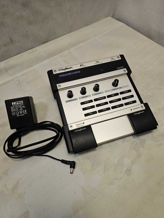 Procesor Voce si Armonie DigiTech Vocalist Live 2, Pedala Efecte