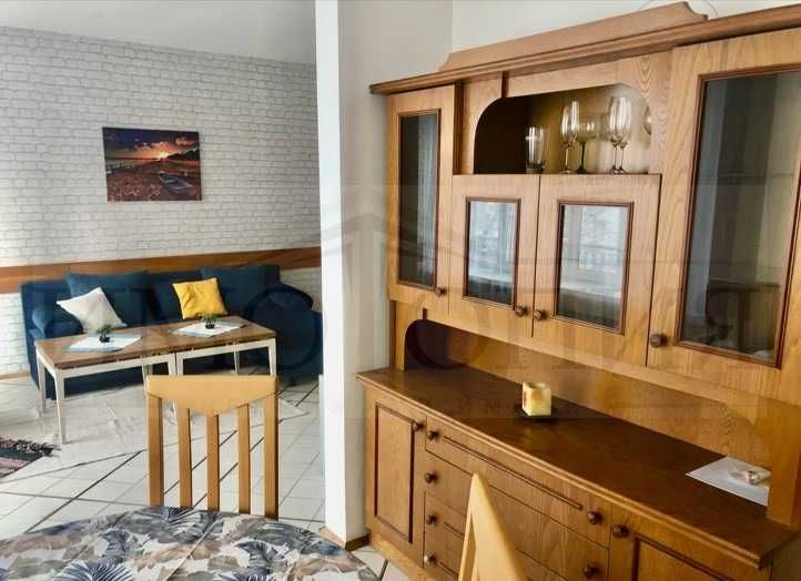 Дава се под наем Тристаен апартамент в София, Център - 140 кв.м за 714 € - Снимка #2