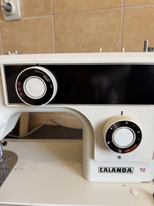 Mașină de cusut Calanda 72 – Stare excelentă, ca noua