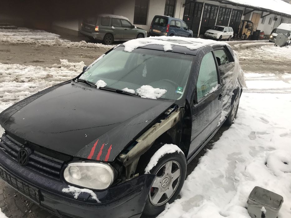 Голф 4 1.6 101 само на части. Ниски цени!!