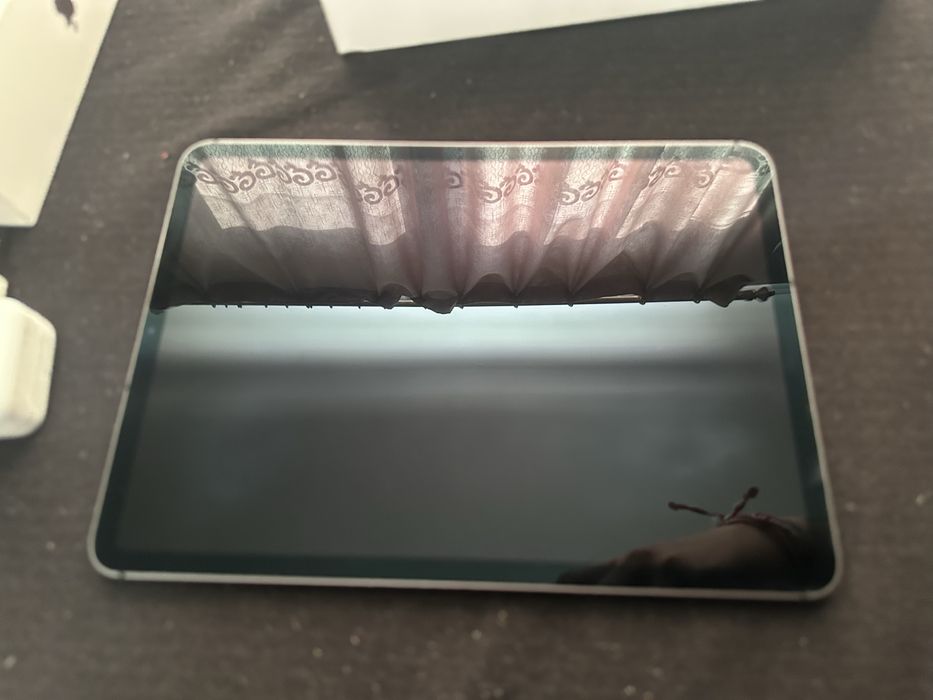 Ipad 11 pro 1st gen 2018 64GB