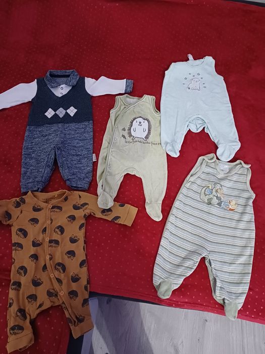 Haine băiețel marimea 62