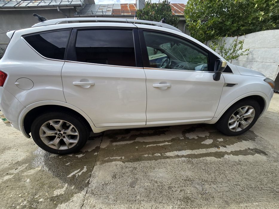 Vand Ford Kuga 4x4