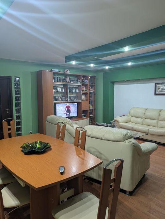 Apartament 4 camere