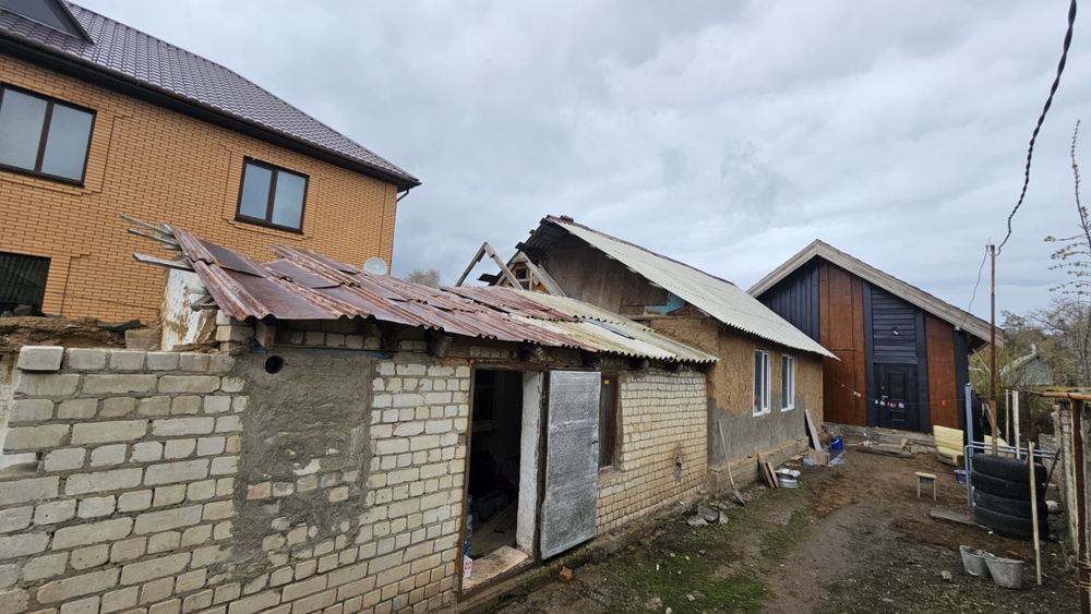 Продам дом на слом