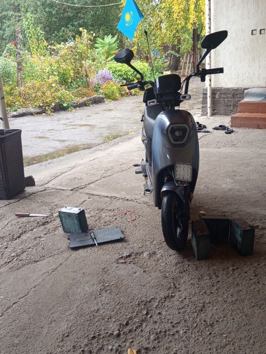 Продам скутер 120к