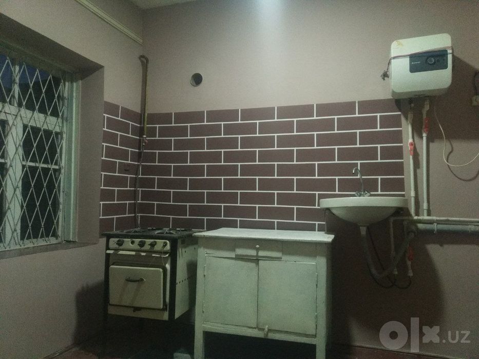 Боллага 250у.е  2 хона ховли Тошкент метрога якин мирабатиски рисивий
