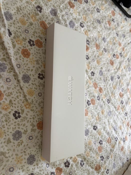 Apple Watch 11, 46mm, Jet Black Aluminium, Milanese Loop, GPS