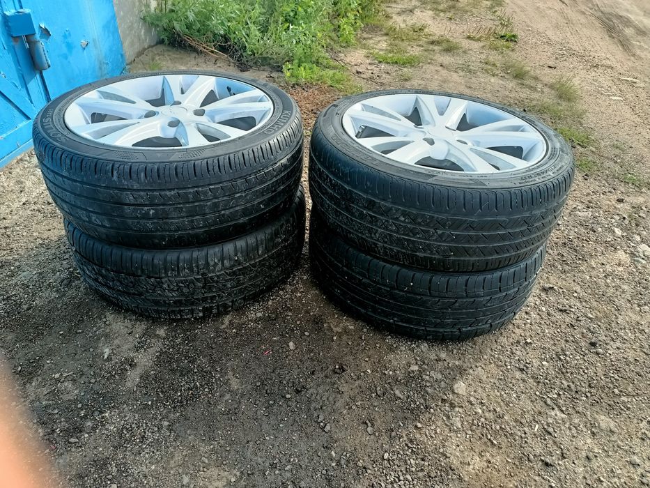 Продам диски с резиной