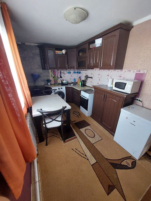 Продам дом в районе октябрьского, ближе к кафе "сочи"