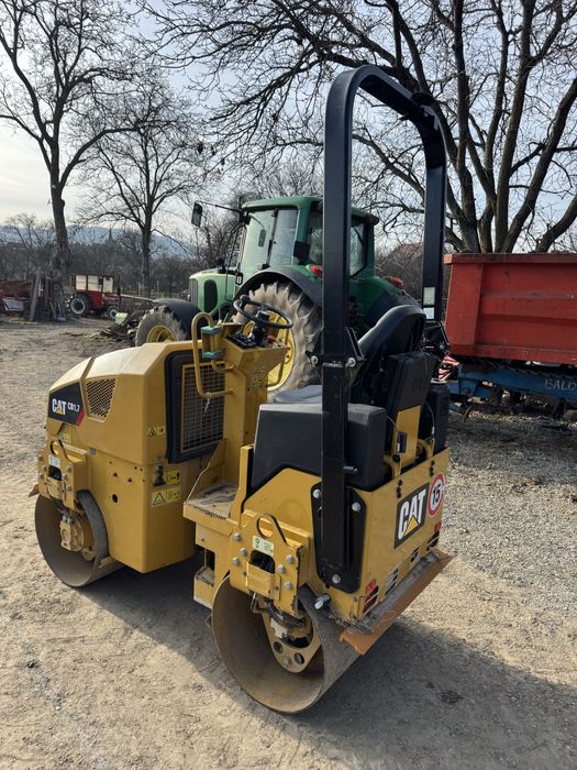 Cilindru compactor caterpillar CB1.7 2019, 2.300 ore