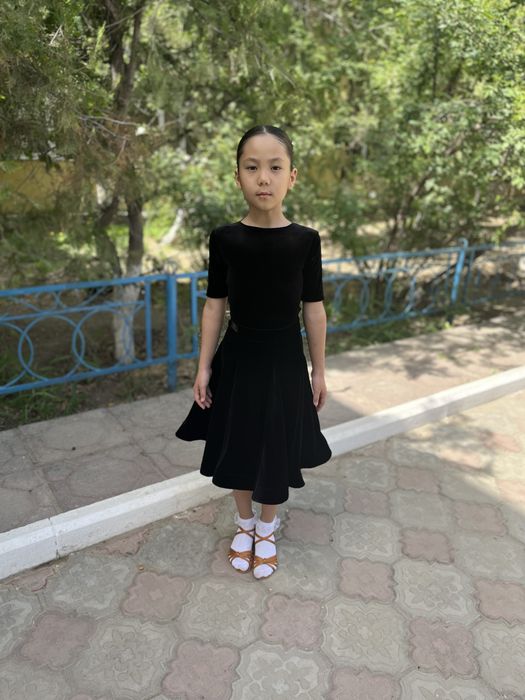 Продам платье для бальных танцев