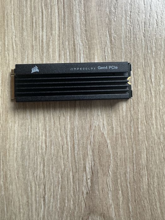 SSD Corsair 1TB 7.1/5.8 MP600PRO LPX M.2