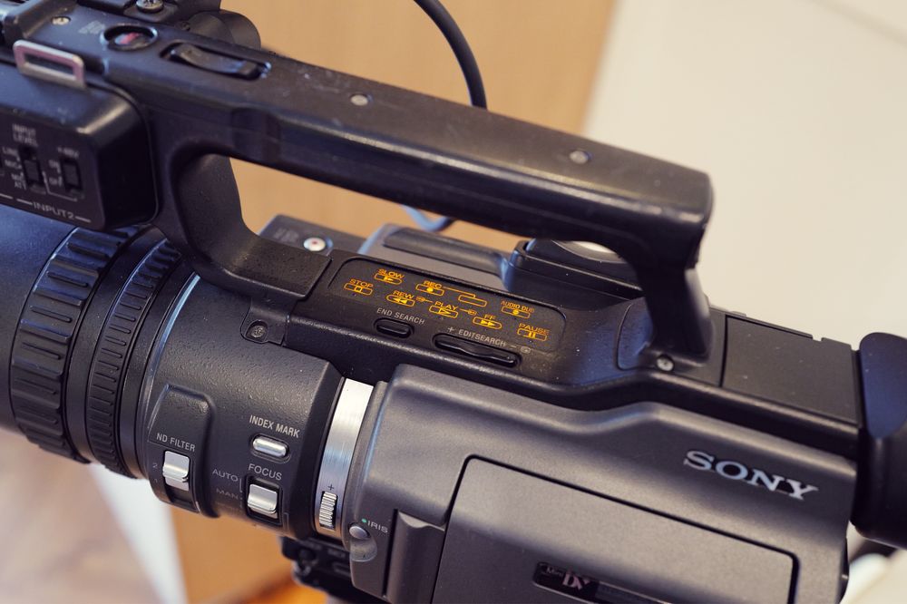 Camera video Sony DSR-PD170 P 3CCD profesionala Mini DV superba TOP