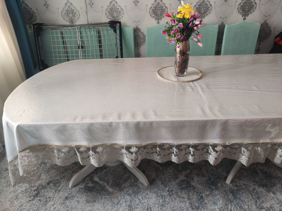 Продам гостиный стол