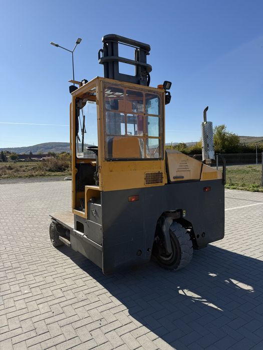 De vanzare sau da inchiriat stivuitor 4 directie combilift