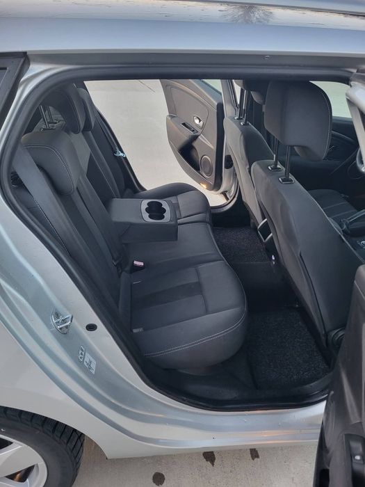 ‼️Renault Megane 3‼️motor 1,5 CDI,an 2010,Navigatie AER CONDITIONAT acte valabile.