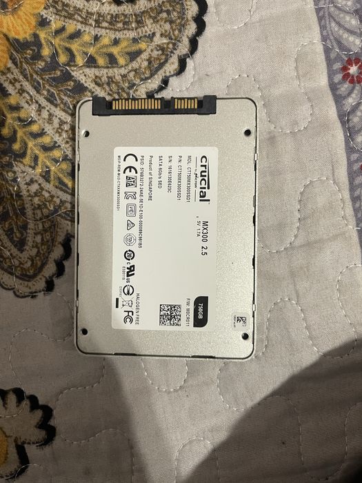 ssd crucial mx300 750 gb 2.5inch sanatate 90%
