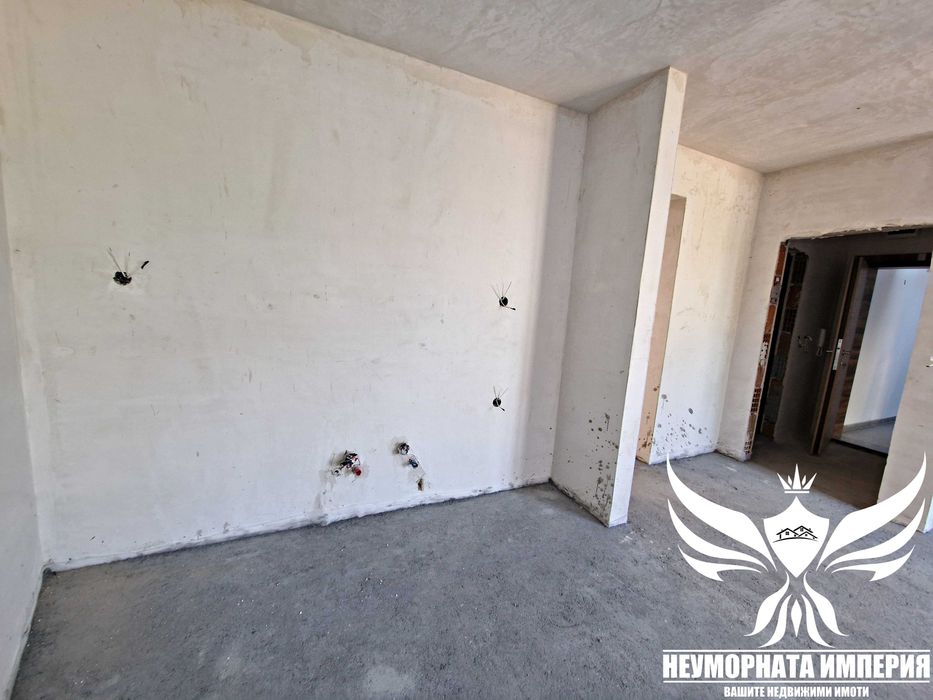 Продава се Тристаен апартамент в Асеновград - 110 кв.м за 900 €/кв.м - Снимка #1