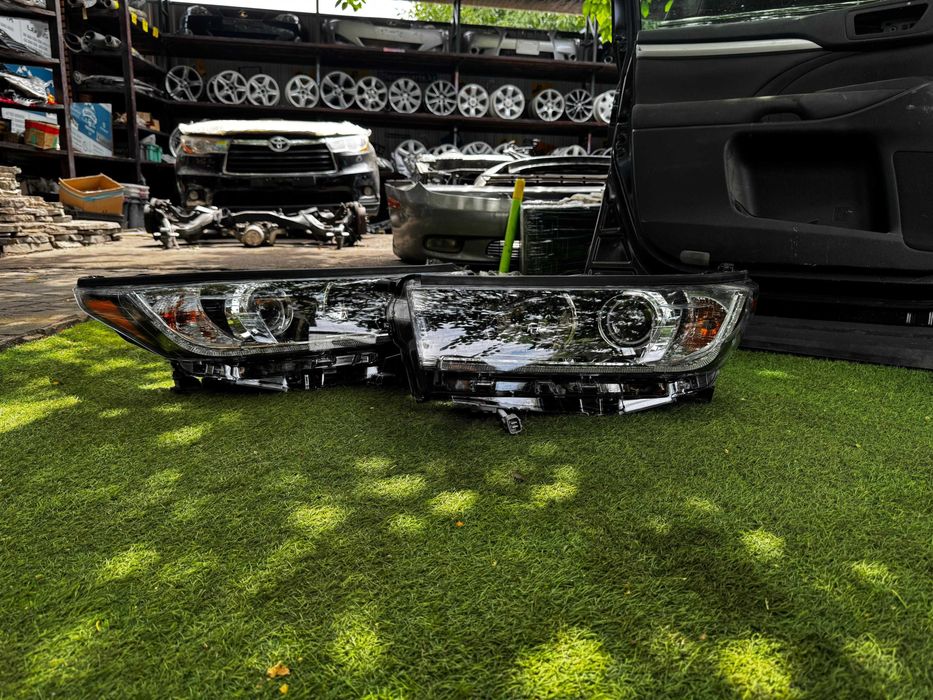 Запчасти Тойота Хайландер 2016