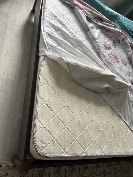 Продам спальний гарнитур!