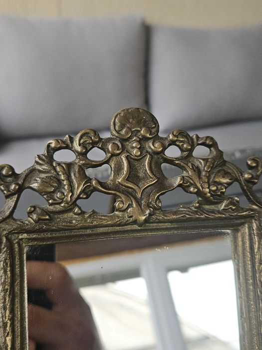 Oglinda veche de masa bronz masiv