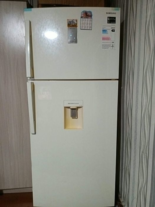 Продам холодильник