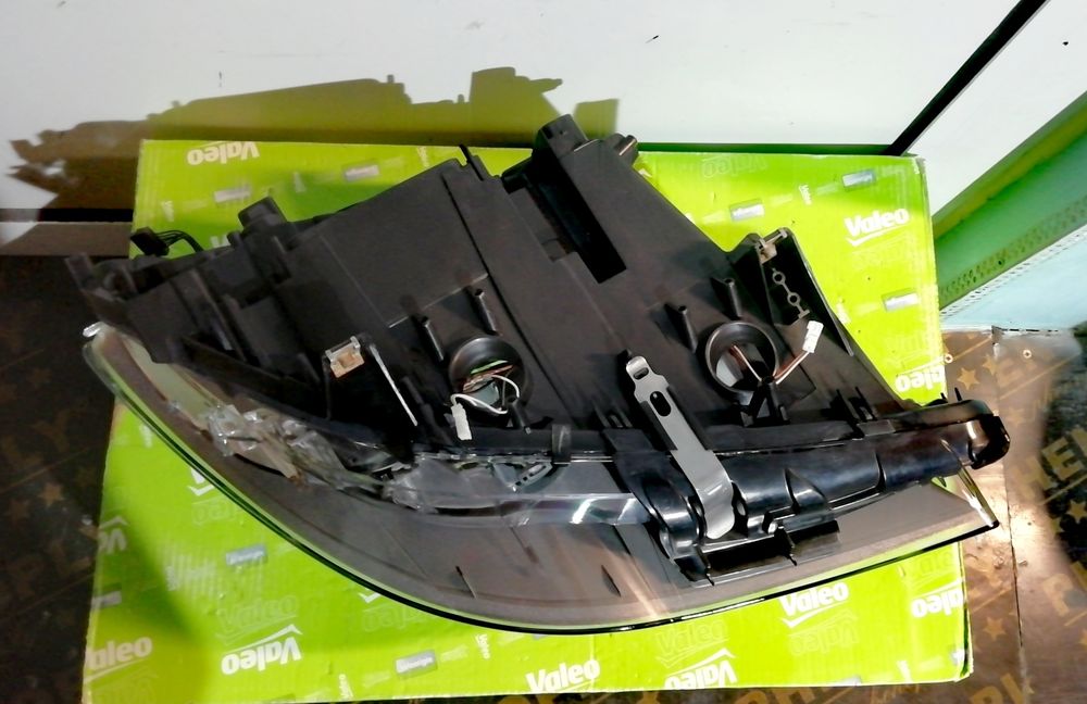 Фар фарове за BMW F10 F11 M5 / БМВ 5 Ф10 Ф11 Dynamic - Xenon.