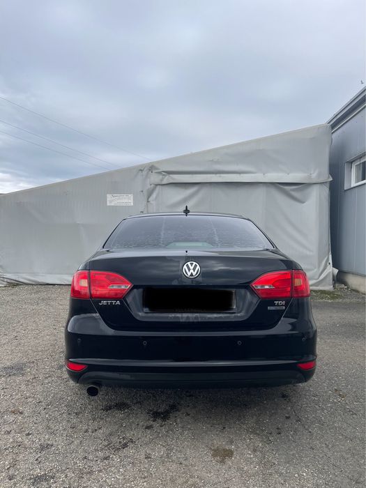 VOLKSWAGEN Jetta 2011 — imagine 4