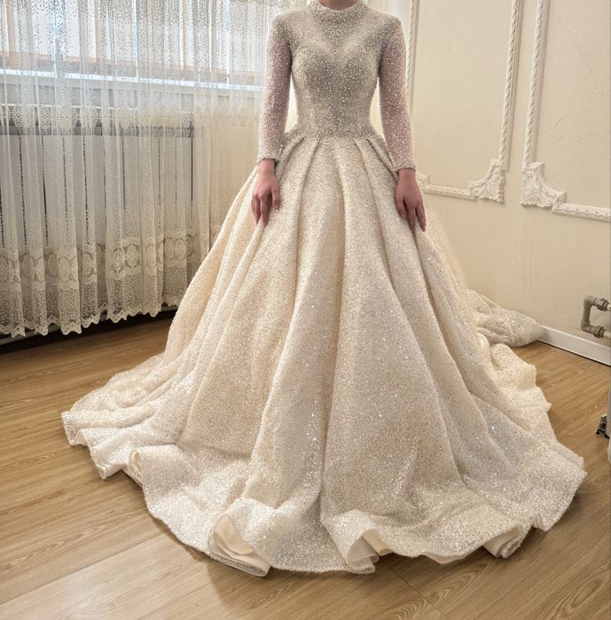 Продам свадебное платье