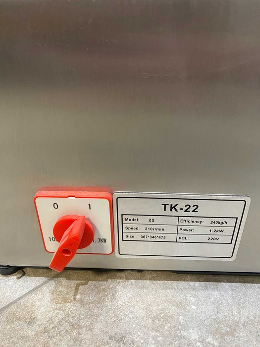 Професионални машини за мелене на месо Месомелачка TK-22 TK-12 TK-8