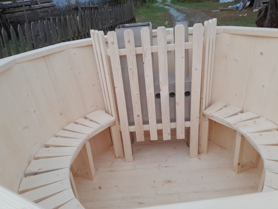 Ciubar din lemn pentru  baie