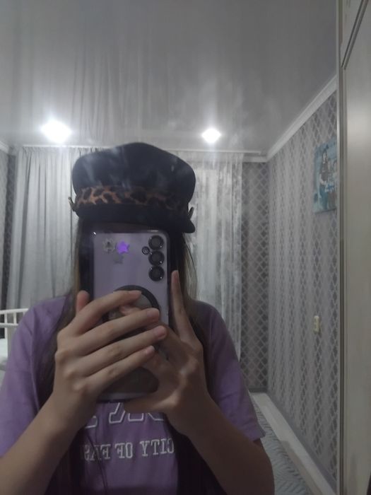 Кепка леопард новая