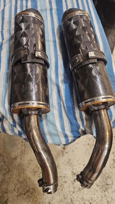 Гърнета от Yamaha R1 2004-2006 Two Brothers Carbon M-series
