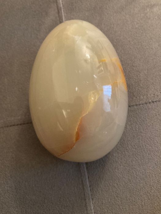 Голямо яйце от оникс