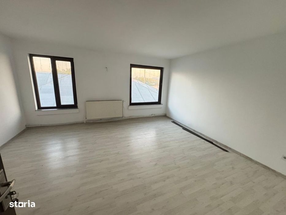 Casa 8 camere - 145 000 euro, Lunca Cetatuii, Iasi